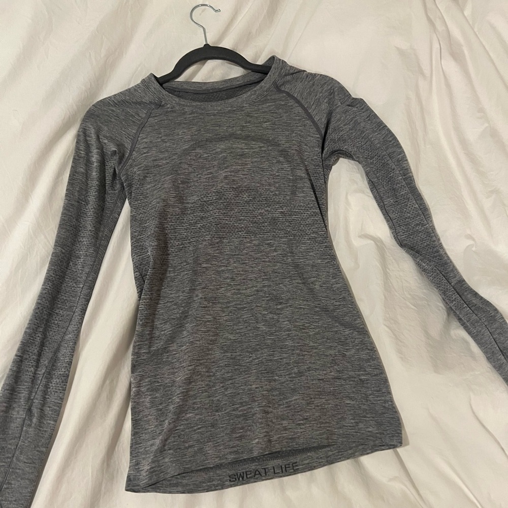 Lululemon Swiftly Tech Long-Sleeve Shirt Grey size 6